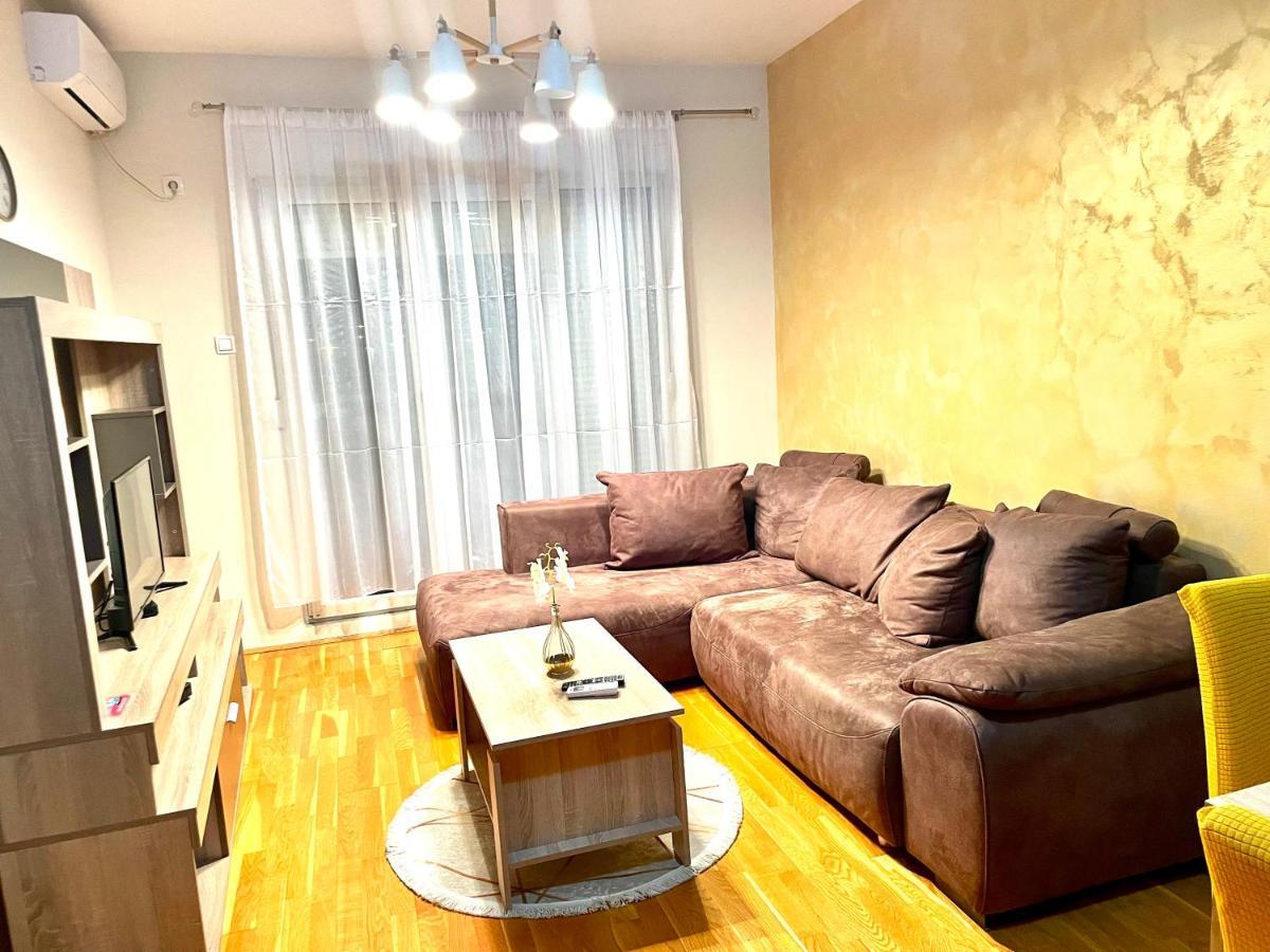 Naki Apartman Apartment Podgorica Bagian luar foto